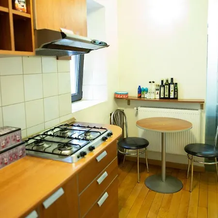 Nicole's Bükreş