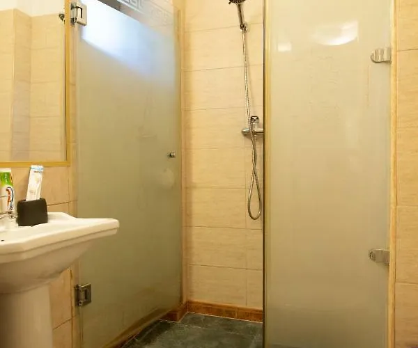 Nicole's * 부쿠레슈티